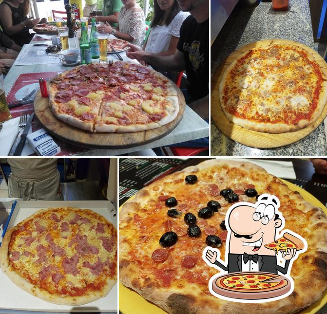 Scegli una pizza a Chez Salvo Etna Pizza