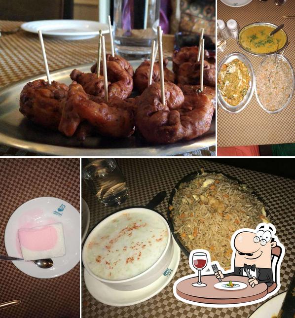 Food at Hotel Akbari Continental