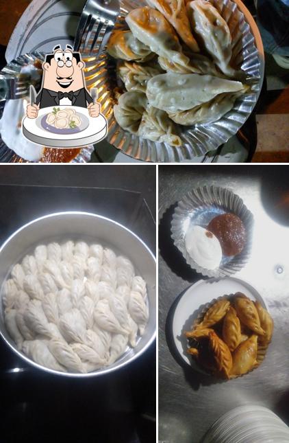 Dumplings at Basant Momos Center