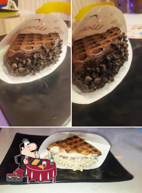 Waffles at Firangi Falooda