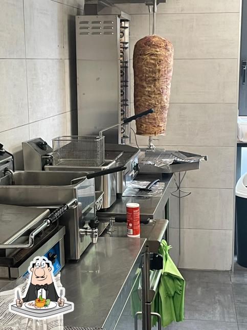 Platti al Royal Kebab Center