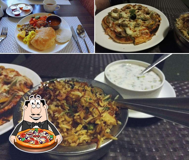 Try out pizza at Sea Pearl