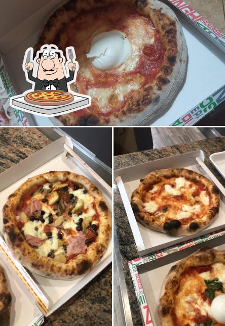 Prenditi una pizza a Pizzeria Sapori di Grano