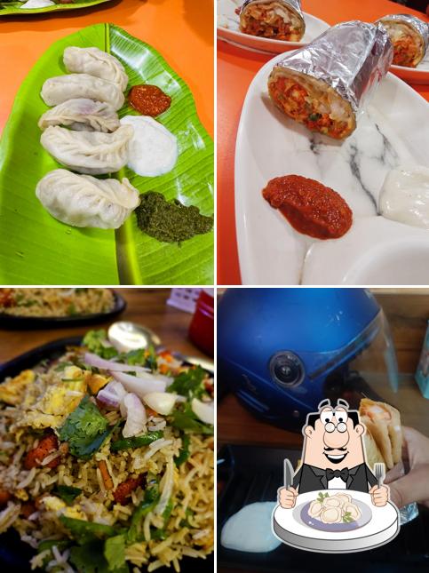 Dumplings at As-14 WoW! Momos and Bhojanaloy