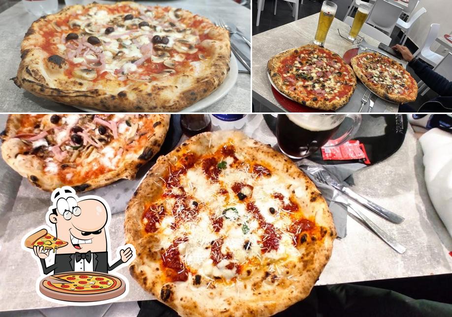 Scegli tra le svariate varianti di pizza