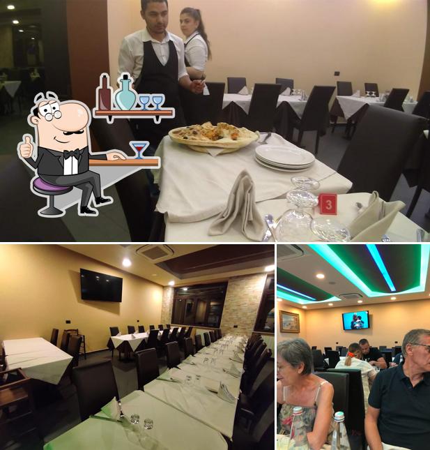 Siediti a un tavolo di Ristorante Pizzeria Santo Stefano 4