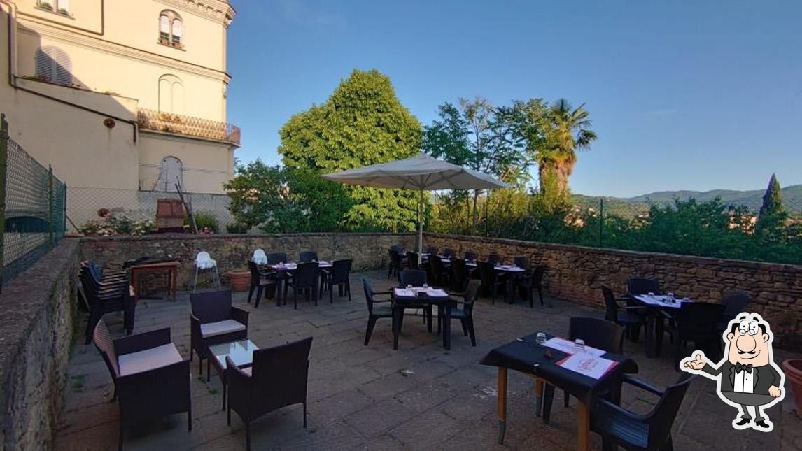 Gli interni di Pizzeria O'sarracino