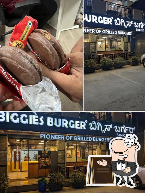 The picture of Biggies Burger: Kadugodi’s exterior and food