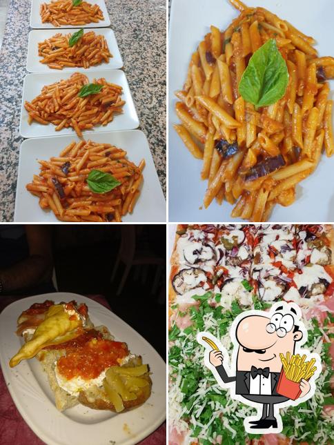 Ordina un piatto di chips a Ristorante La Vecchia Fiumara