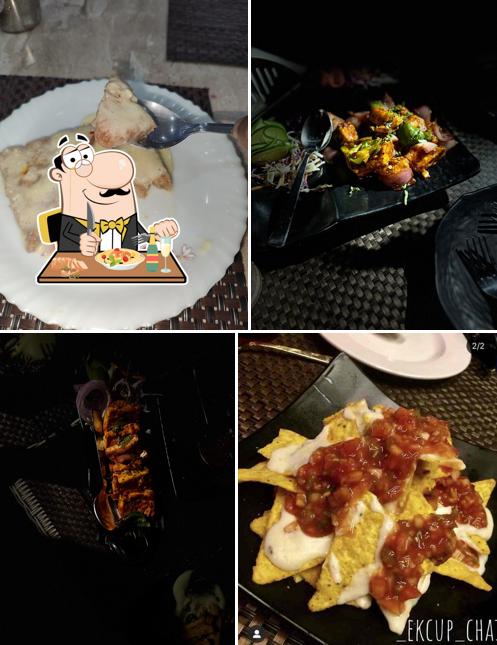 Meals at De Nuevo Club Lounge