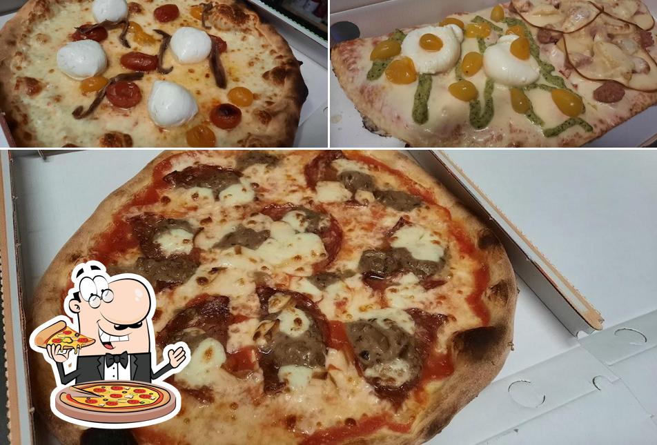 Scegli tra le svariate varianti di pizza
