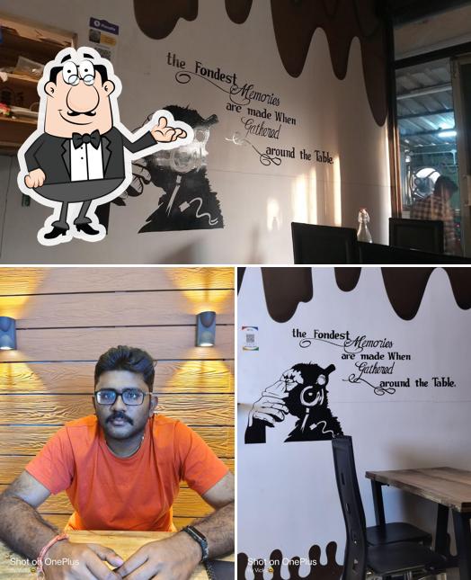The interior of Drunken monkeys
