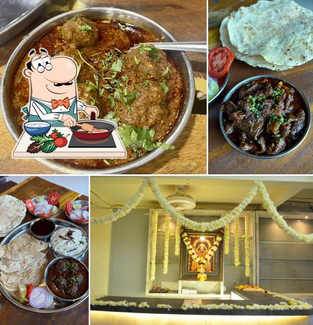 Chicken curry at New Goodluck Aai Hingulambika (Bhavsar) Khanaval