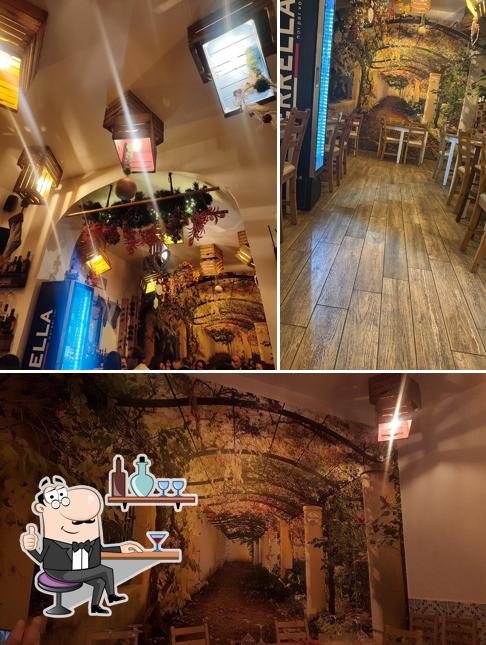 Dai un'occhiata agli interni di Nonna Patty Bruschetteria-Baguetteria