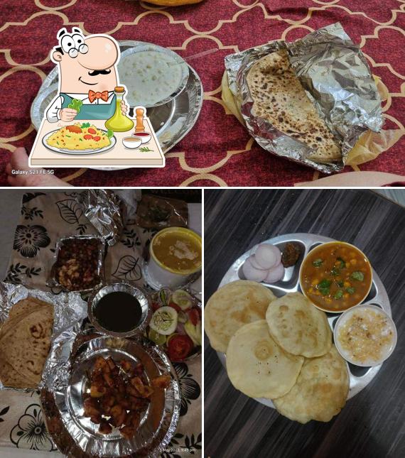 Food at Apna Kitchen