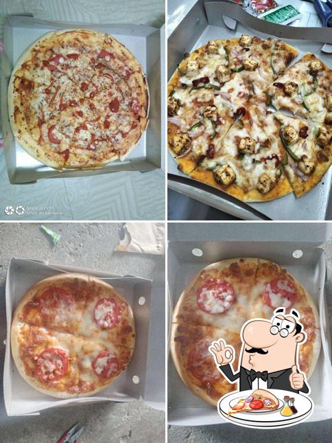 Order pizza at Cafemug Kitchen