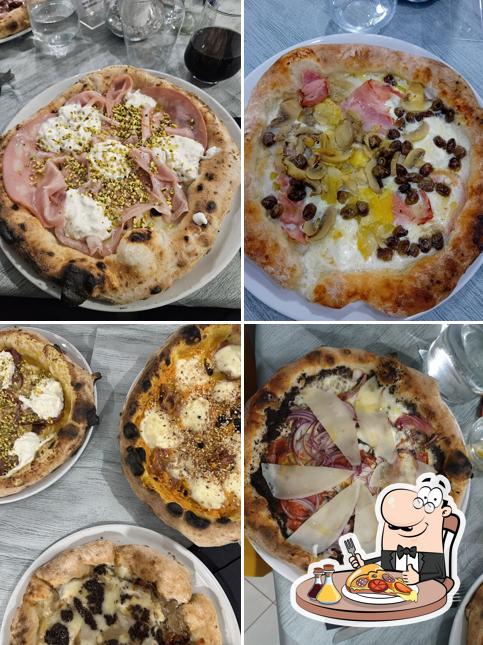 Scegli tra le svariate varianti di pizza