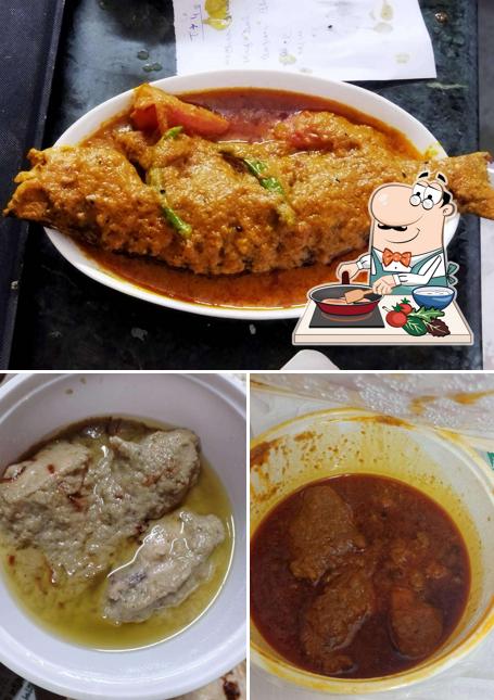 Chicken curry at 3 Hill Cart Road - Authentic Bengali Restaurant