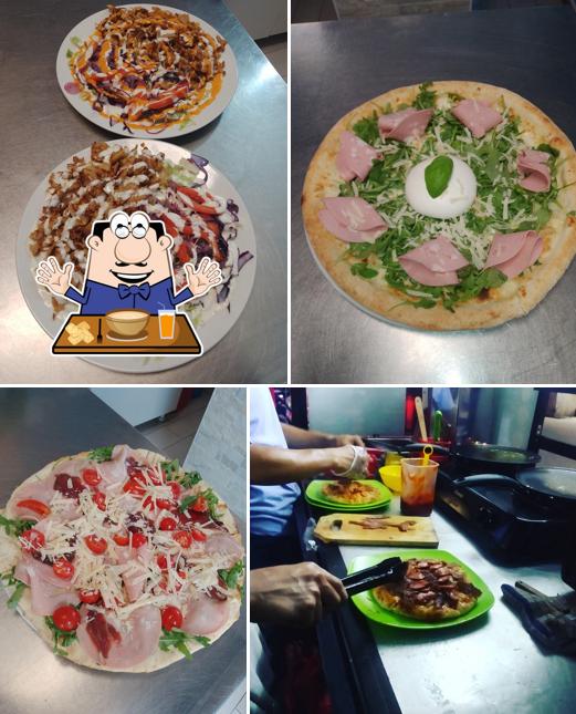 Platti al PIZZERIA KEBAB ROMA 4