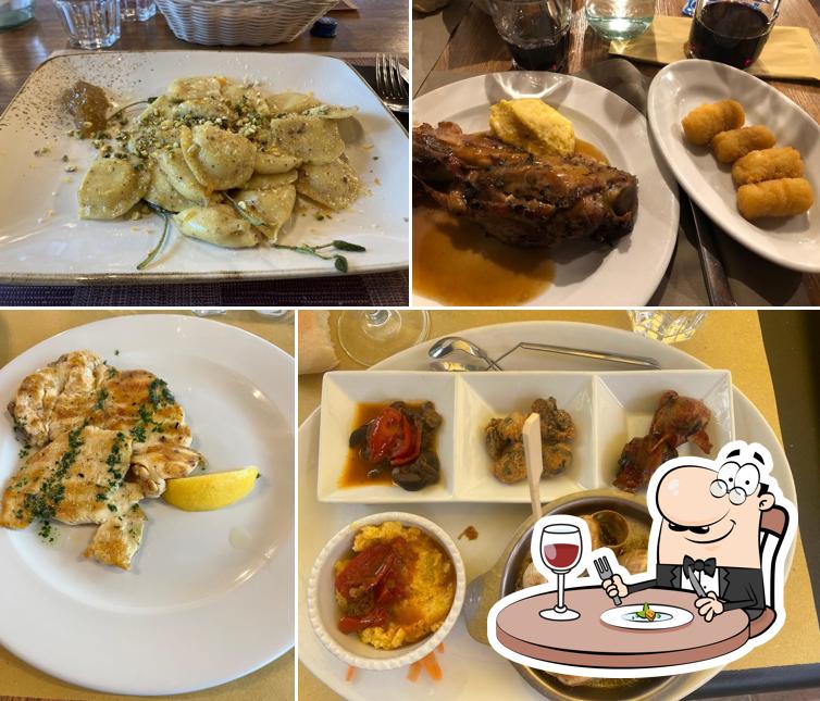 Platti al Ristorante La Cascina dei Gelsi