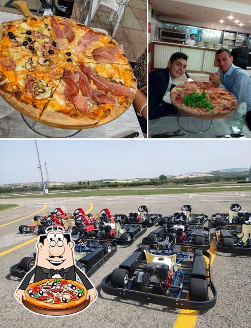 Scegli tra le molte varianti di pizza