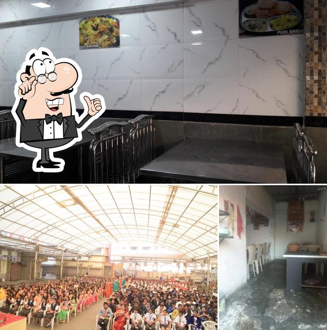 The interior of Vijay Laxmi Bhojanalay