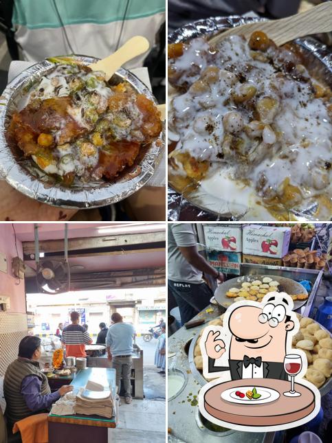 Food at Agra Chaat Bhandar
