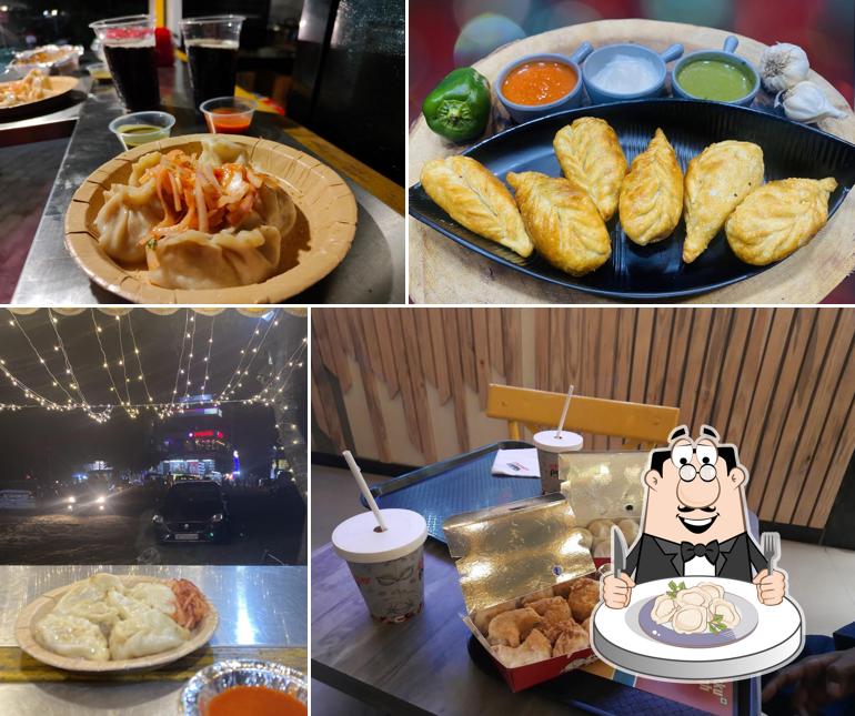 Dumplings at MOMO STUDIO