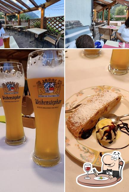 La immagine di cibo e interni da Pizzeria Ristorante 3/4