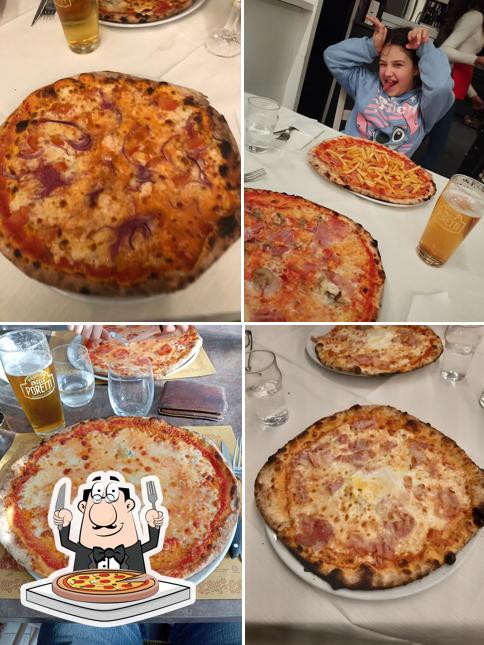 Ordina una pizza a Limbo Lounge Bar