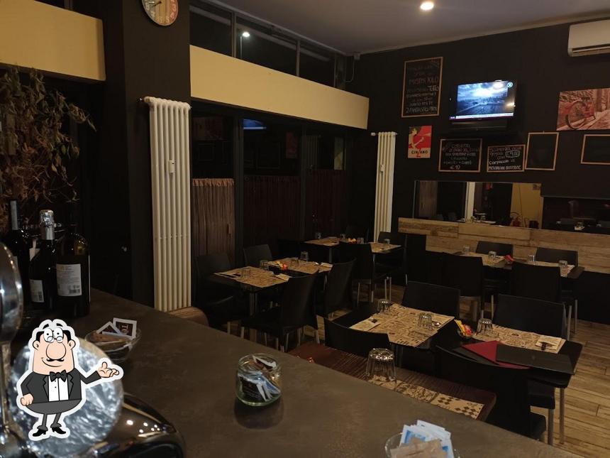 Gli interni di Burger House