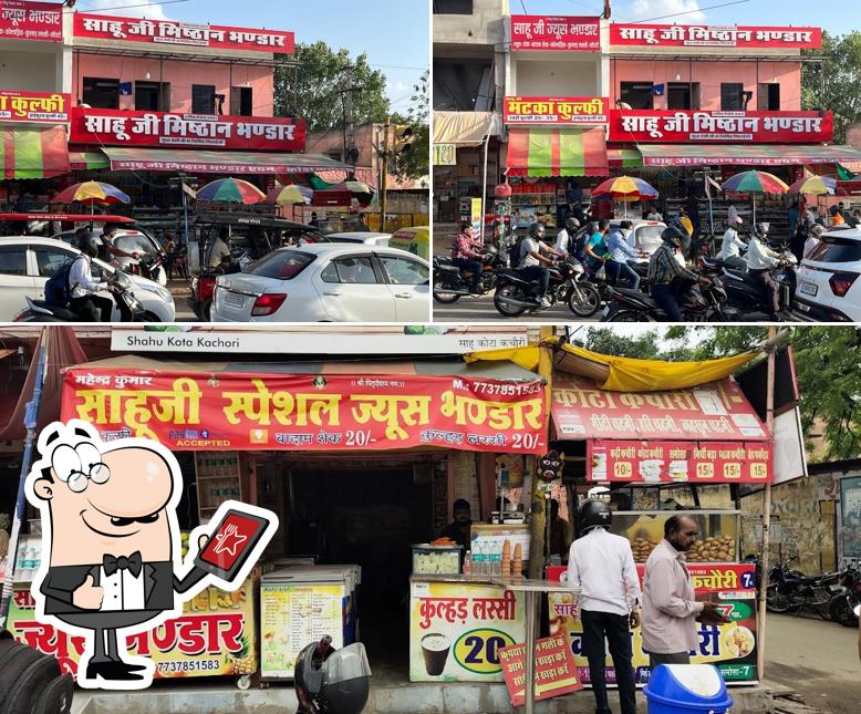 The exterior of Sahu Kota Kachori and gajak Bhandar