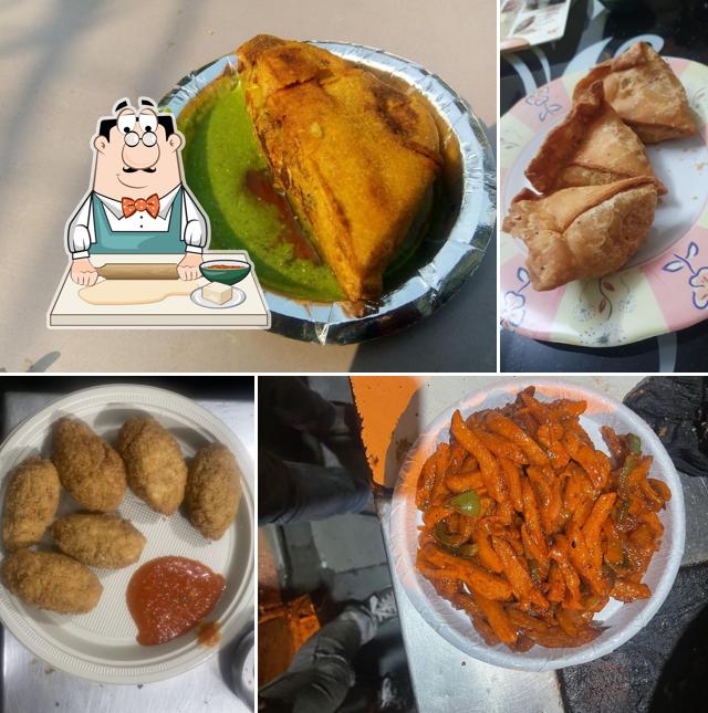 Samosa at B.S.W. Batra Samosa Wala