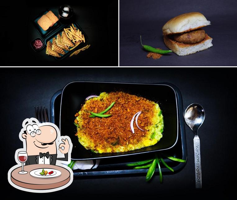 Food at Urban Vada Pav