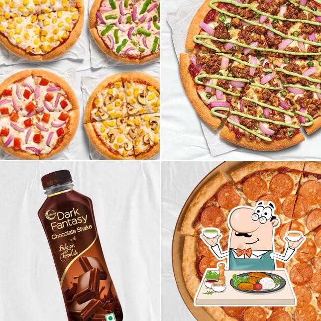 Meals at Pizza Hut Cargo Hub Delhi Airport, Delhi