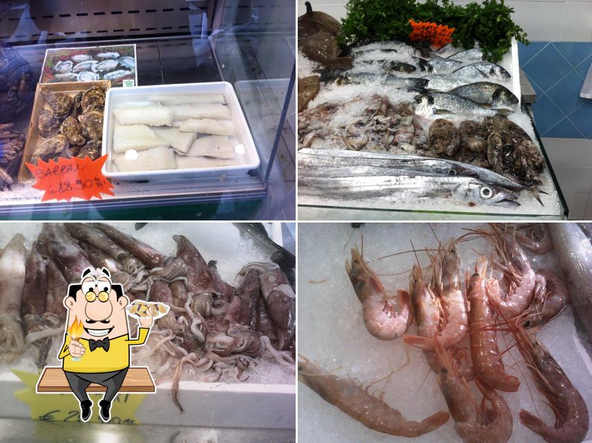 Ordina tra i vari prodotti di cucina di mare proposti a sfizi di mare