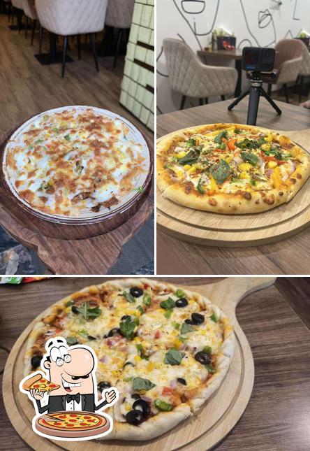 Try out various variants of pizza