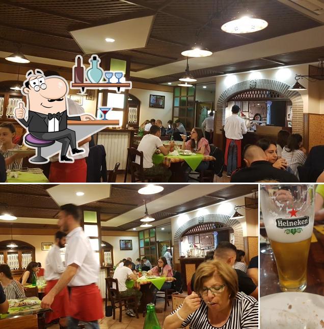 La foto della interni e bevanda di Black Hills