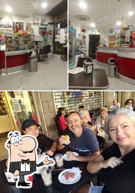 Gli interni di Blue Palm Cafè