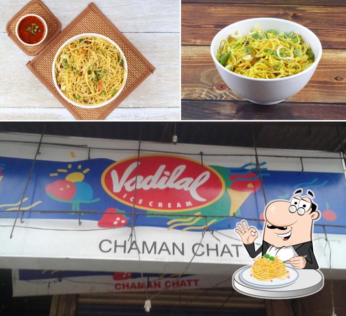 Spaghetti carbonara at Chaman Chatt