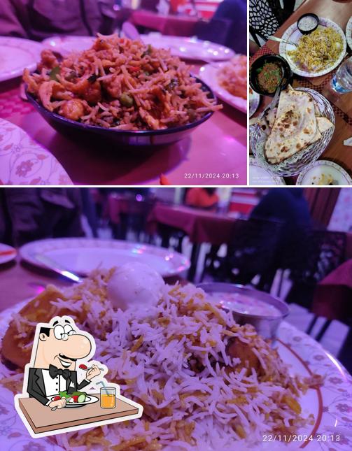 Food at KHANA KHAZANA FAMILY RESTAURANT