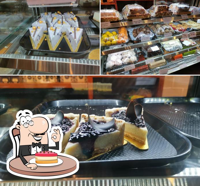 Cheesecake at MK Cafe Kayamkulam