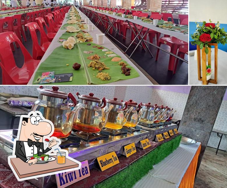 Meals at MORE&MORE catering Service