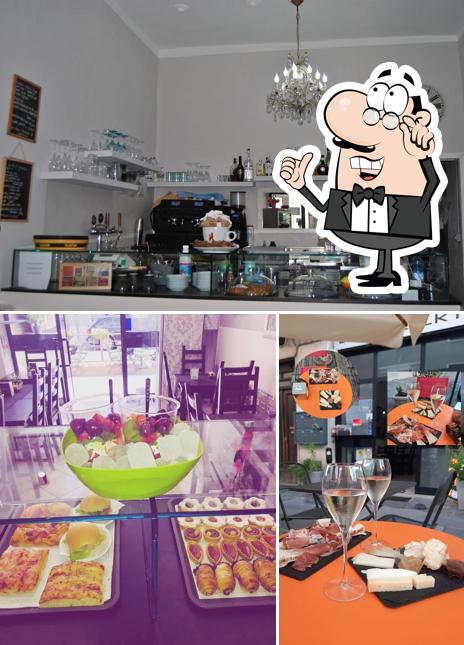 Siediti a un tavolo di Snoopy Bar