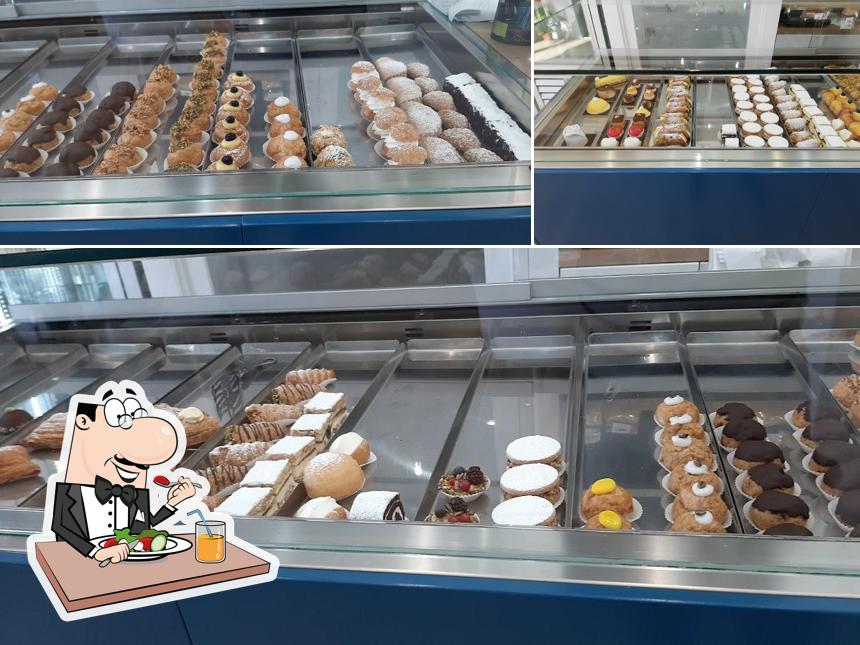 Emil’s Bakery & Cafè - Gluten Free si caratterizza per la cibo e interni