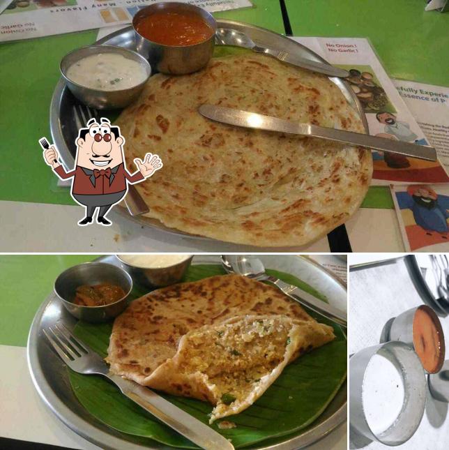 Among various things one can find food and beverage at Shree Rathnam