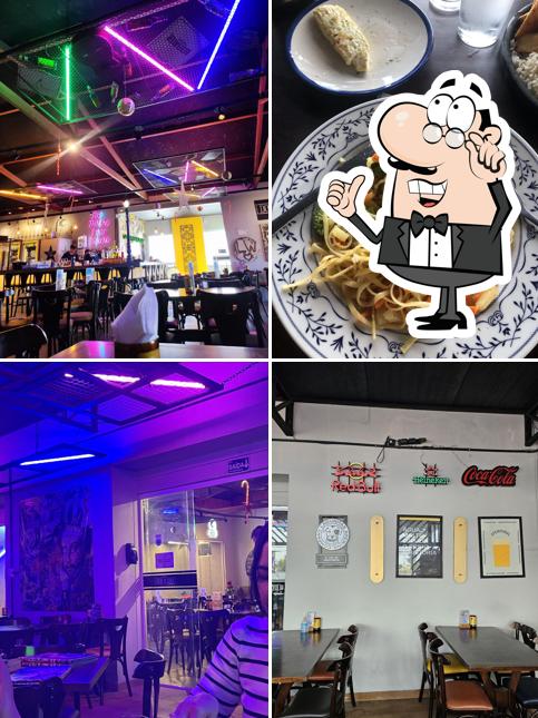 Veja imagens do interior do Dom Pedro Bar & Restaurante - Música ao vivo, Drinks, Costelinha, Almoço, Jantar