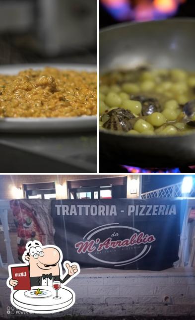 La foto di cibo e esterno da Da M’arrabbio - Trattoria Pizzeria