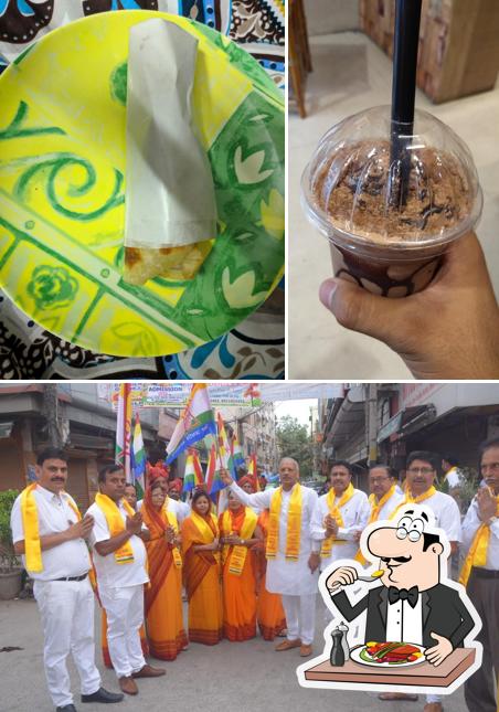 Chocolate mousse at Qwick Grab Roll( Kathi rolls n more)