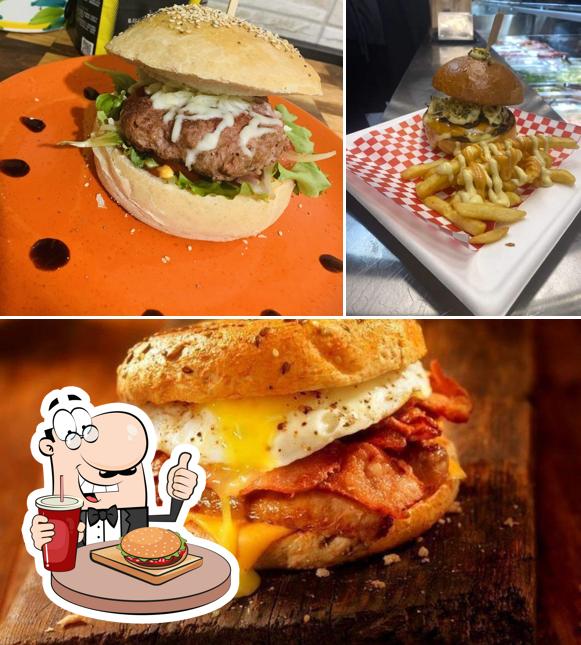 Prova un hamburger a Pane Amore & Compagnia Bistrot